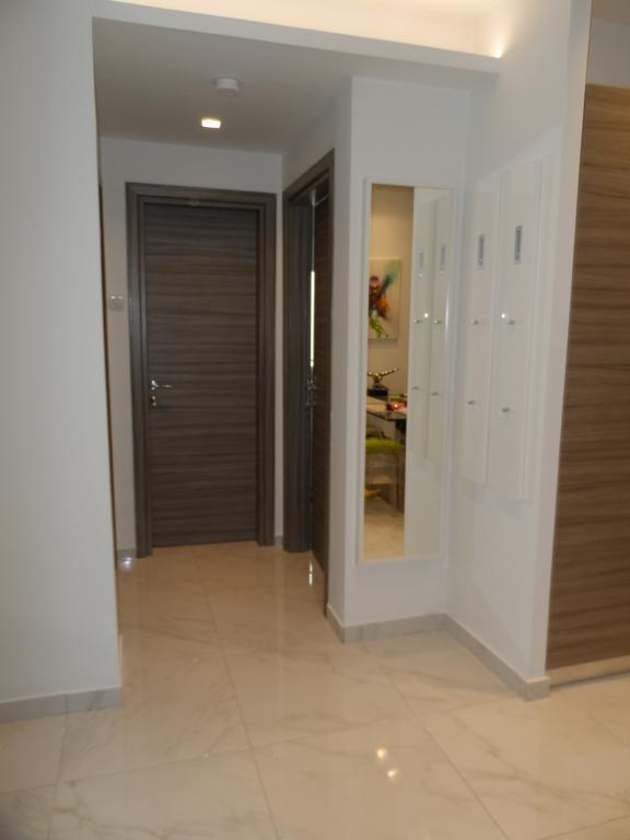 Laura White Tower Apartment Salonicco Esterno foto