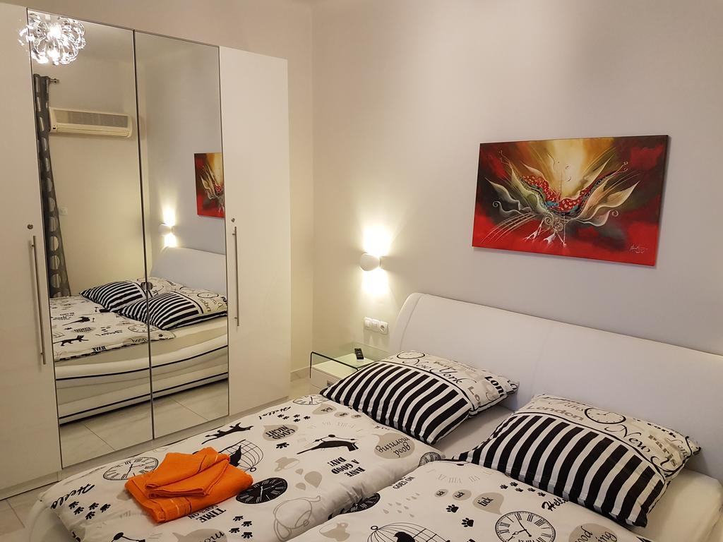 Laura White Tower Apartment Salonicco Esterno foto