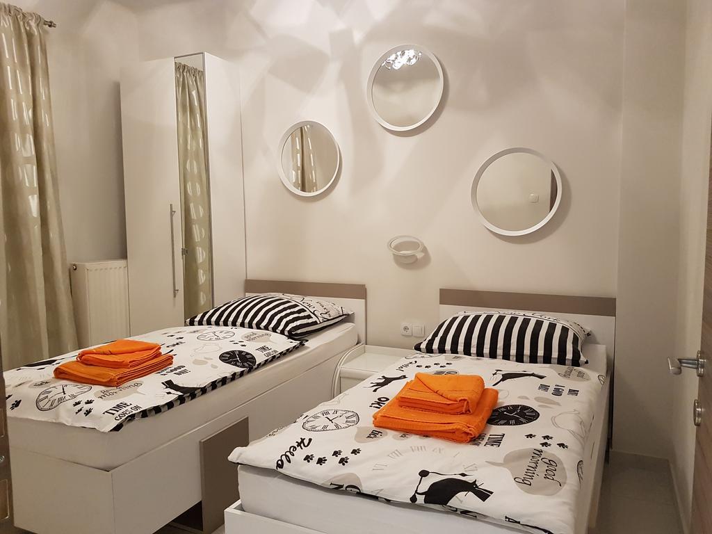 Laura White Tower Apartment Salonicco Esterno foto